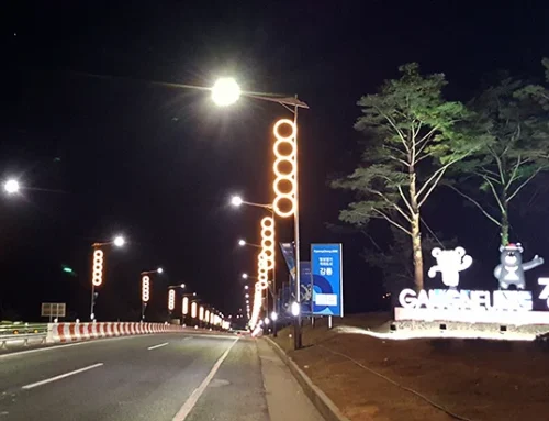 평창올림픽 빙상경기 개최도시 강릉, 화려한 조명 밝혀